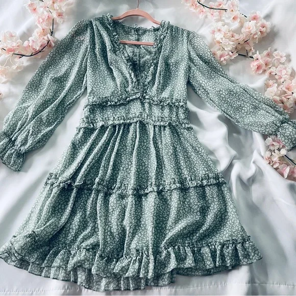 Green Ruffled Floral Sundress with Bishop Sleeves - Picture 7 of 9